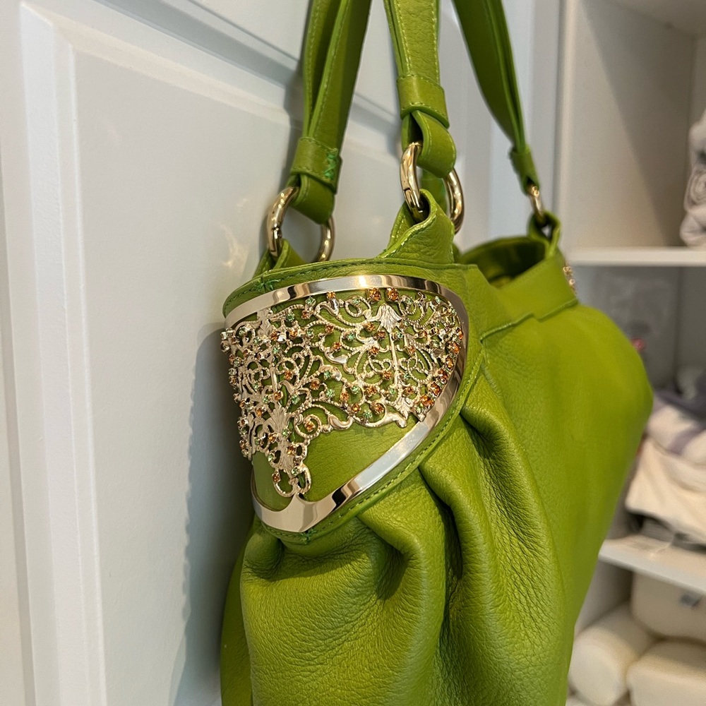 Lara Hand Bag - Gorgeous - Picture 4 of 13